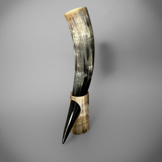 Drinking Horn with Horn Stand - Glory or Valhalla