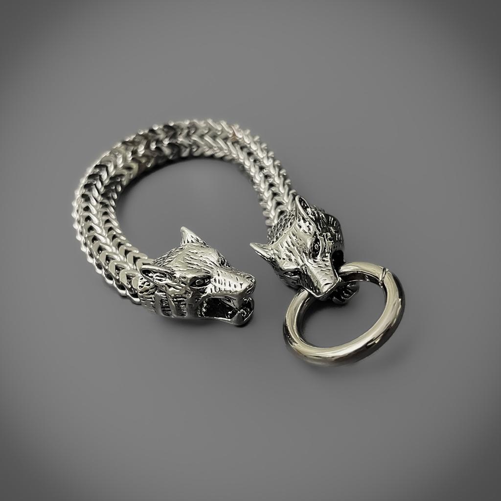 Bear’s Head Bracelet