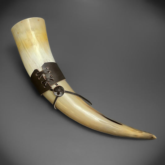 Drinking Horn with Leather Holster - Glory or Valhalla