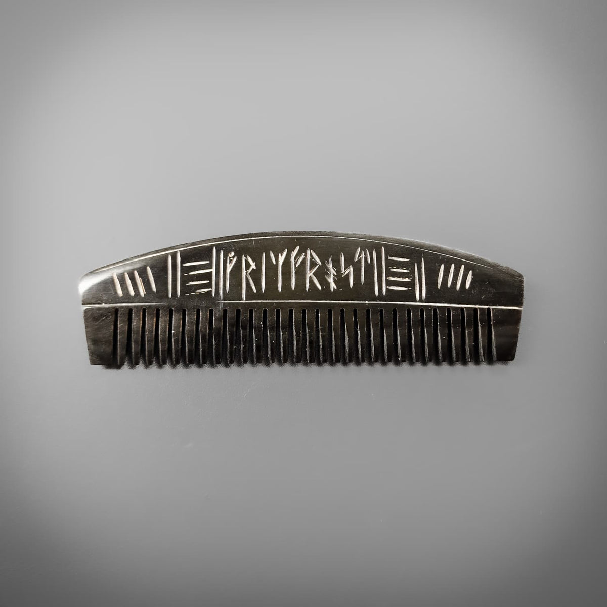 Carved Horn Comb
