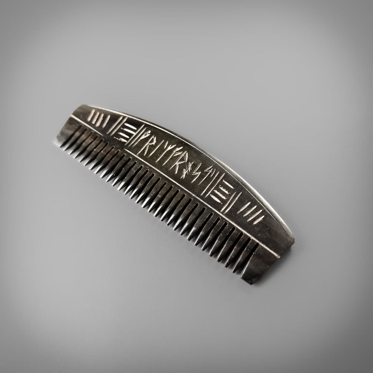 Carved Horn Comb