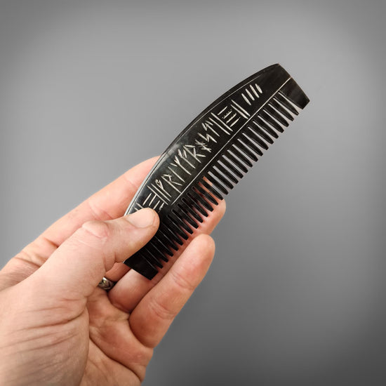 Carved Horn Comb